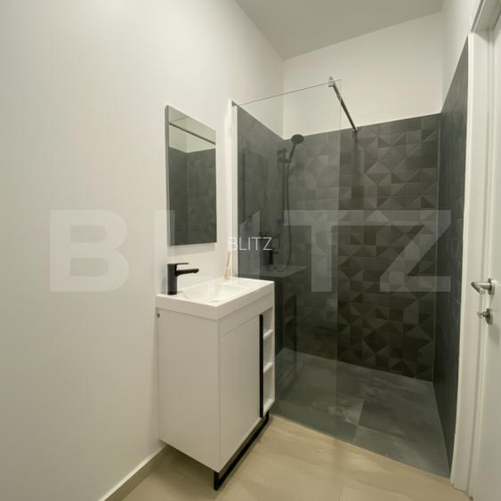 Casa pe calcan cu priveliste superba si compartimentare deosebita. - 15