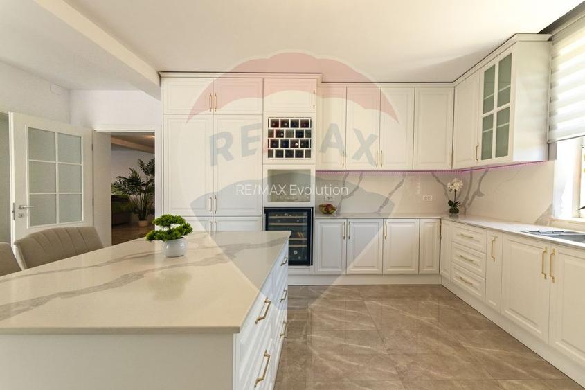 Vila premium 6 camere| Piscina incalzita | Teren 1091 mp | COMISION 0% - 26