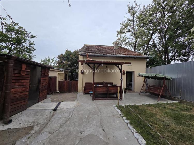 Integris Casa cu 5 camere,curte individuala,Str Gradinarilor,Oradea - 7