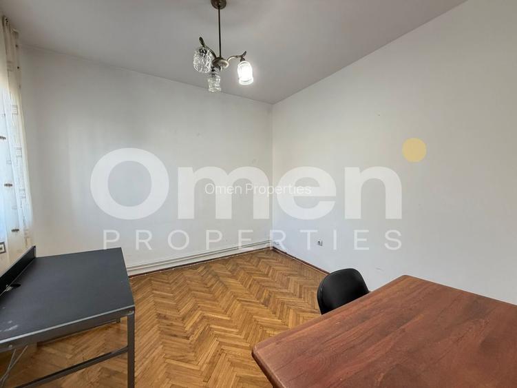 Casa individuala cu curte disponibila pentru vanzare, situata in zona centrala - 14