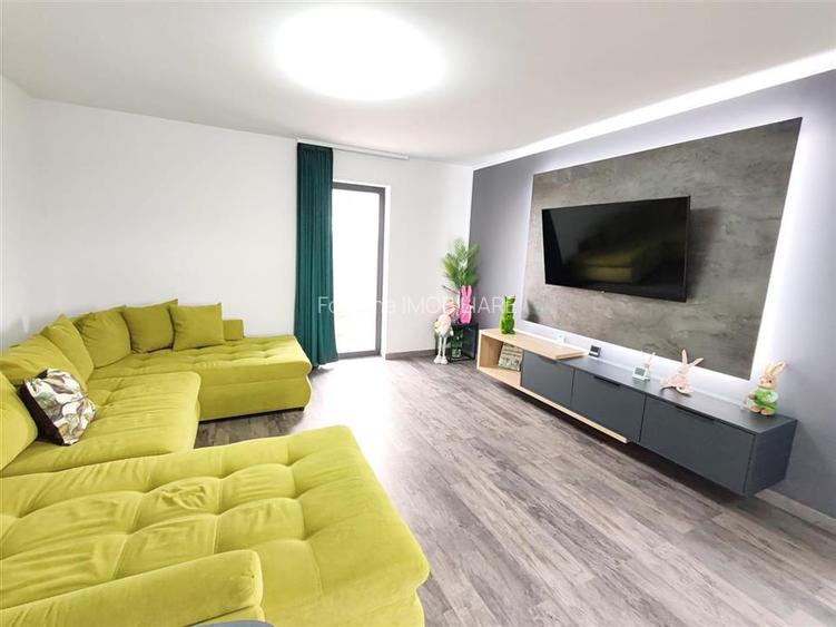 Casa moderna,  singura in curte - Izvor - 4