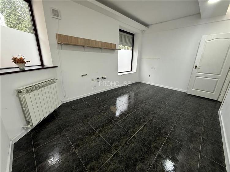 Vila de inchiriat - Ultracentral, Spatiu versatil pentru locuinta, birouri sau a - 17