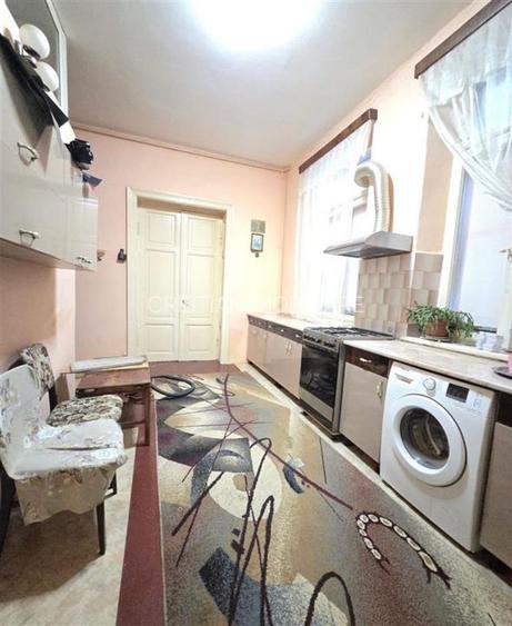 CASA Caramida 4 camere zona Centrala  Liceul Balcescu  Teren - 218 mp - 3