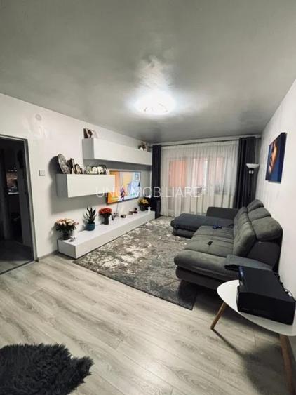 3 Camere Decomandat 80mp Etaj Intermediar Loc Parcare+Boxa zona Lunca Cetatuii - 2