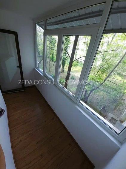 Apartament 3 camere decomandat-Titan-1 Decembrie 1918 - 8