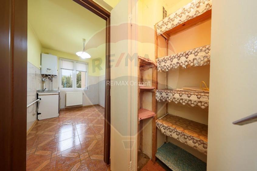 Apartament cu 2 camere de vânzare în zona Tractorul - 14
