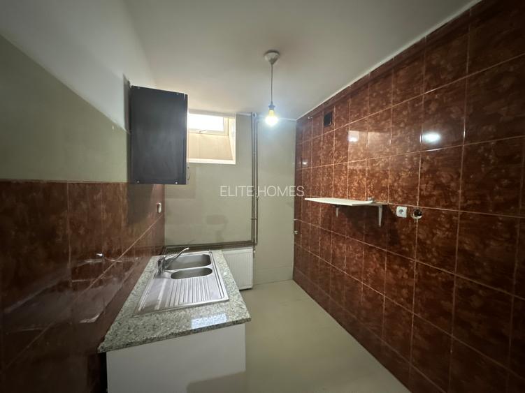 Apartament de 4 camere pe Bd. Regina Elisabeta/4-Rooms on Regina Elisabeta Bvd. - 14