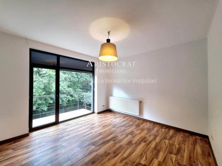 Inchirieri vila 7 camere - 14