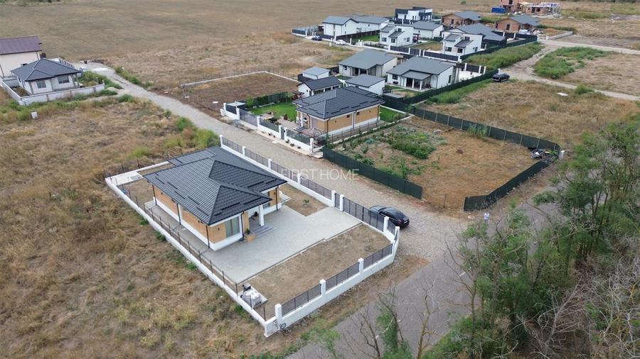 Casa de vanzare , in cartier nou Focsani Nord - Petresti - - 23