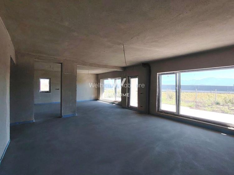 Casa mare cu garaj si teren 790 mp - Casa NOUA - 2