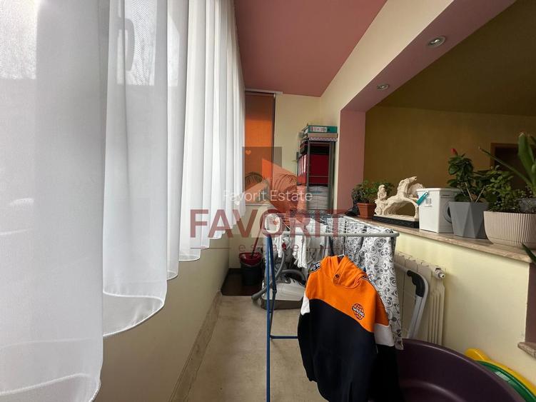 3 camere | centrala proprie | boxa | mobilat si utilat | zona excelenta | - 13
