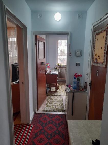 Apartament 3 camere Titan 1 Decembrie 1918 - 4