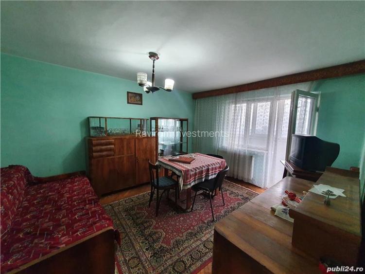 Apartament doua camere, decomandat, etaj unu, CT termopan, bloc anvelopat Zimbru - 2