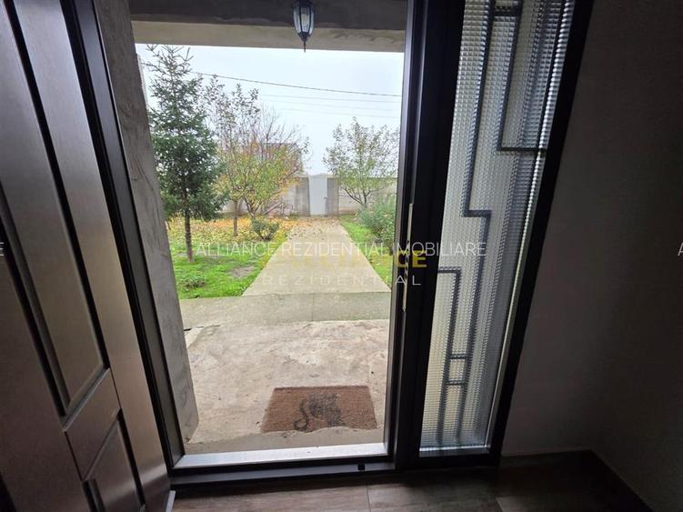 Vila cu 4 .camere 3. bai --249 mp utili - teren 881mp - 16