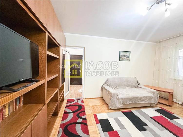 Apartament 2 camere | Semidecomandat |Parter - 4