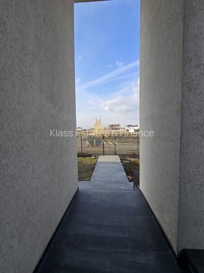 Vila 4 camere Tunari de vanzare - 3