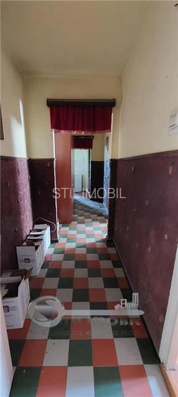 BAZA 3 APARTAMENT 4 CAMERE ETAJ INTERMEDIAR - 8