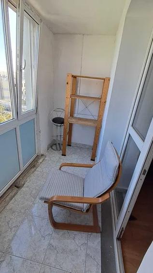Apartament 3 camere, semidecomandat, 65 mp, ac, metrou aproape, Lujerului