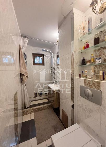 Apartament cu 3 camere, semidecomandat, centrala, zona Take Ionescu - 14