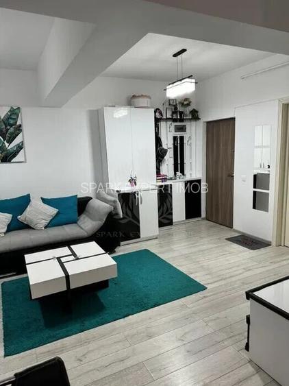 2 CAMERE // 9 MAI // CENTRALA PROPRIE - 2