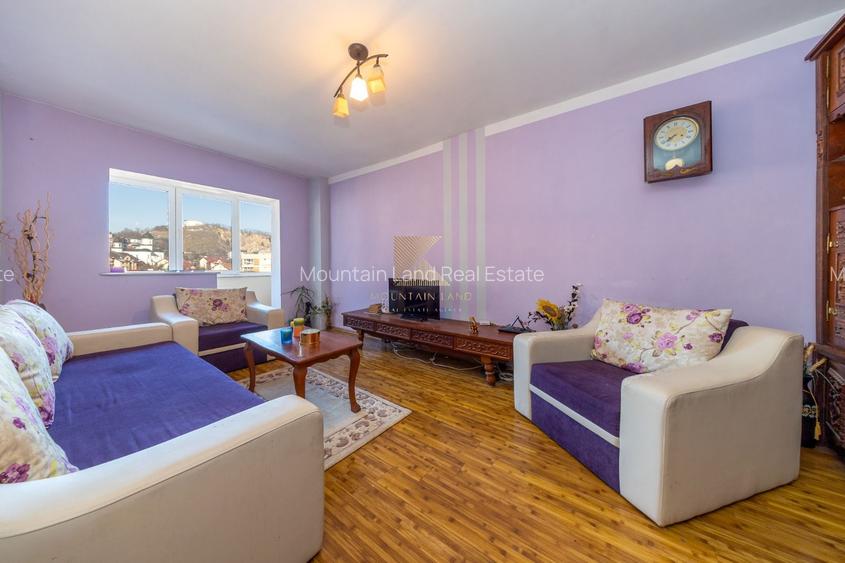 Apartament 3 camere, vedere superbă, Răcădău, str. Carpenului - 2