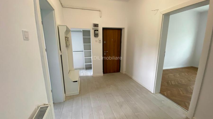 Oportunitate investitie ! Apartament 2 camere decomandate,et 2/3 , zona centrala - 10