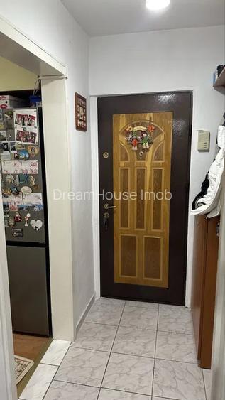 Apartament 2 camere Titan - Ozana - Aleea Giurgeni  - Parcare - Boxa depozitare - 4