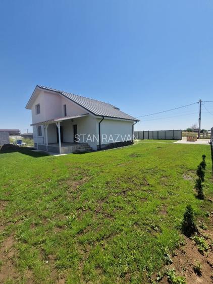 Casa de vanzare finisaje premium - 13