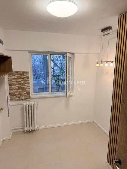 3 camere, et 4/10, renovat,  anvelopat-Gorjului - 11