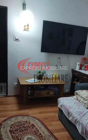 Titan, 1 Decembrie 1918, McDonald's, Mega Image - 4