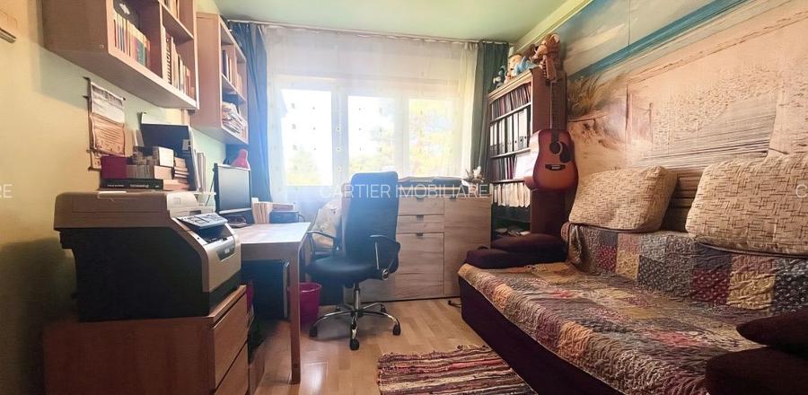 Vand apartament 2 camere zona Astra - 2