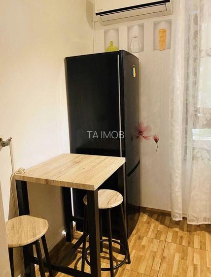 GARSONIERA CRÂNGAȘI | METROU - 2