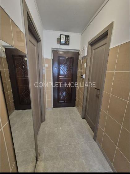 VANNNZARE GARSONIERA BLOC MIXT BLOC REABILITAT - 6