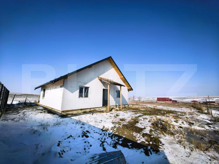 Casă parter cu pod înalt mansardabil – Voinesti - 4