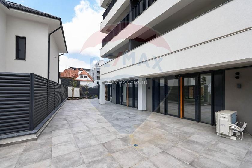 Spațiu comercial de închiriat, cu terasa, Cosmopolit! - 14