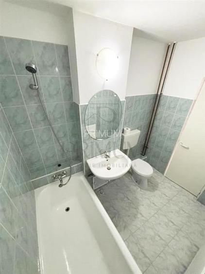 BABA DOCHIA - 3 Cam - Decom - Centrala Proprie - 2 Bai - 3 Boxe - Garaj - ETAJ 1 - 10