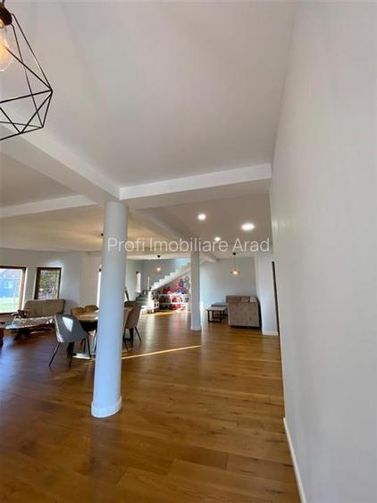 VILA PREMIUM | 240mp utili | 923mp teren | Constructie Impunatoare | Agrisul Mar - 11