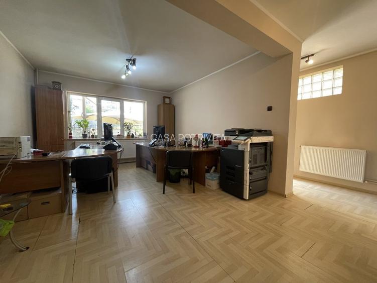 Tomis I, vila P+1 cu 4 camere, 2 balcoane, curte, loc de parcare - 7