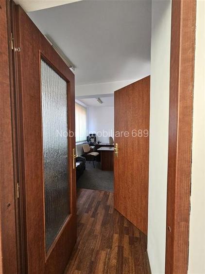 SPATIU DE INCHIRIAT IN ONESTI LANGA GARA, ZONA DE JOS - 14