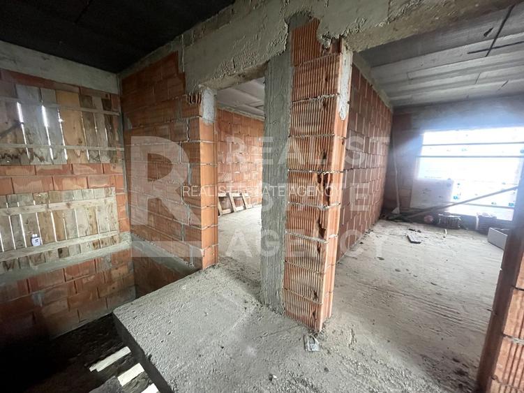 Casă P+E de vânzare Miroslava, Iași – 4 dormitoare, teren 458 mp - 4