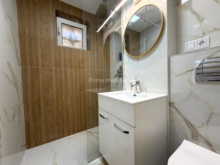 Apartament cu 3 camere, etaj 1/4, decomandat - Cetate - 5