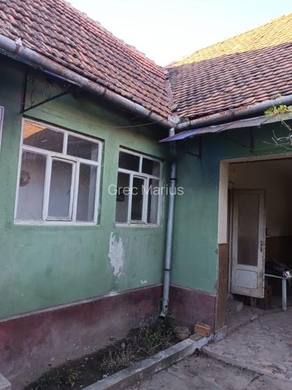 Casa de vanzare cu gradina mare  - 6