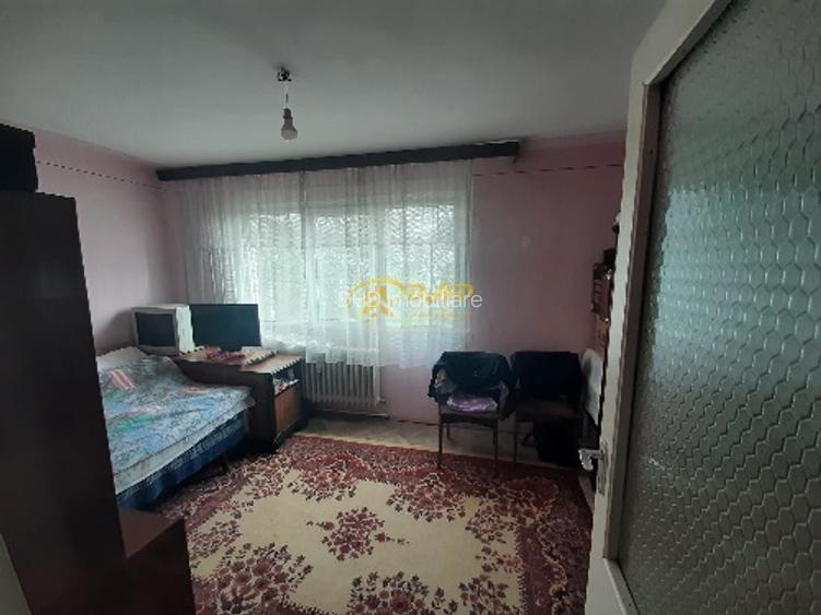 Apartament 2 camere, Tatarasi Flora. - 4