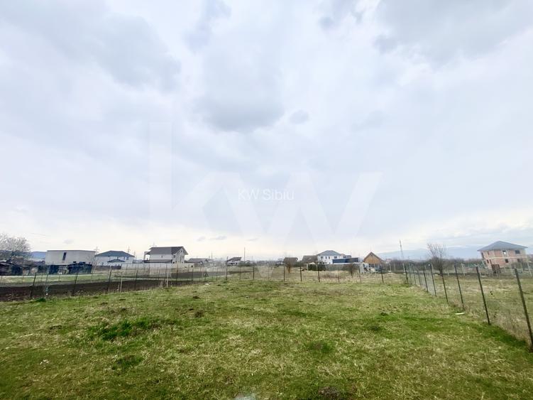 Teren de casa individuala de vanzare Sibiu 500mp PUZ 20mp deschidere - 2
