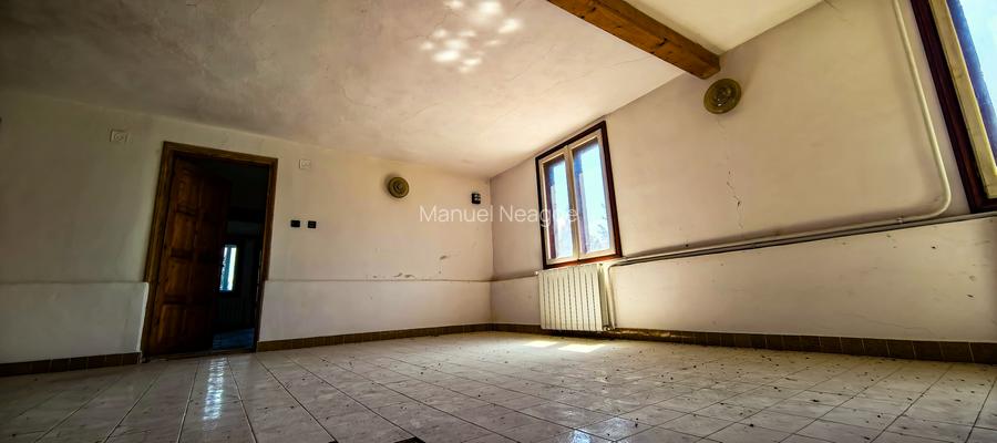 Complex imobiliar format din 2 Vile si un teren generos de 3659Mp - 17