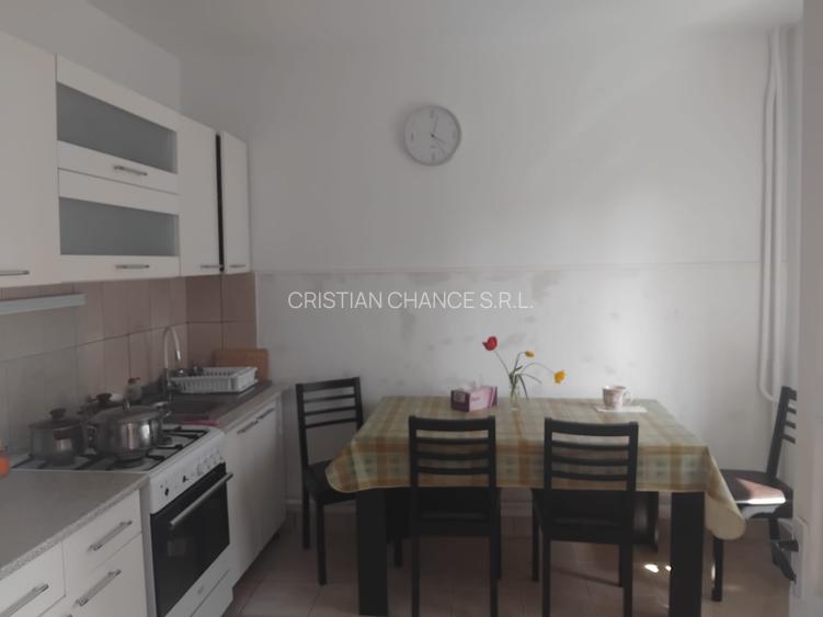 5217  Casa parter +etaj  KM 5 - 22