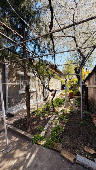 Casă boierească cu 4 camere in Galati, Zonă Piața Centrală, - 5