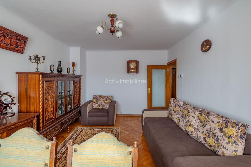 INEL 2 – Dezrobirii – 3 camere decomandate, 2 bai, etaj 3/4, bloc 1987 - 5