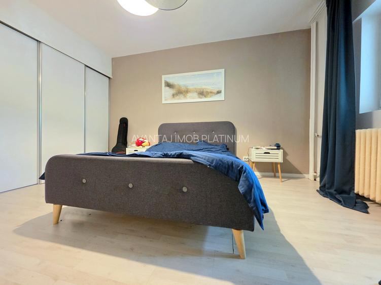 Calea Vacaresti - Parc Tineretului (Lumea Copiilor), bloc 1988 - 6