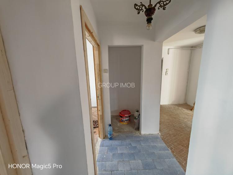 3 camere decomandate, langa Mega Image Orizont - 12